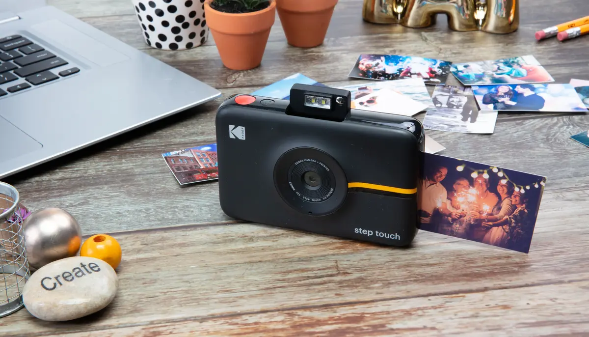 Kodak Step Touch Instant Photo Printer Photo 12