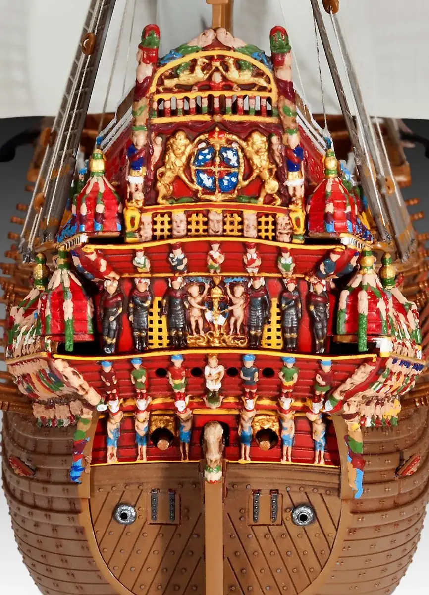 Burāšanas kuģa modelis Revell VASA Photo 4