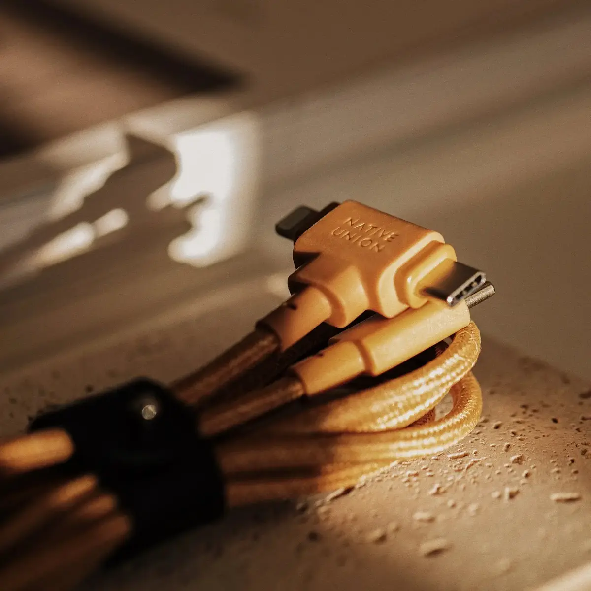 Native Union Belt Cable Duo — USB-C на USB-C/Lightning, 1,5 м Photo 9