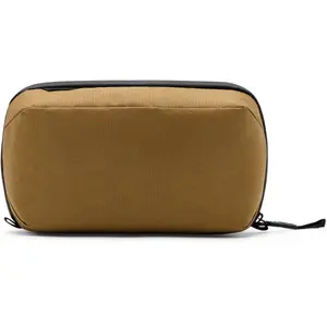 Wash Pouch Peak Design BWP-CY-2 — water-resistant toiletry pouch, coyote color