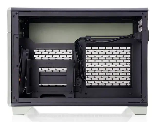 Компьютерный корпус Thermaltake TR100 Photo 4