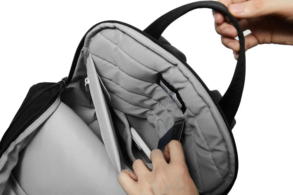 Mugursoma XDDESIGN Bobby Soft Tote — 15 L, līdz 16" Photo 5