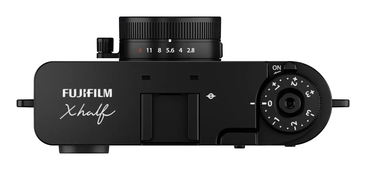 Компактная камера Fujifilm X-HF1 Photo 9