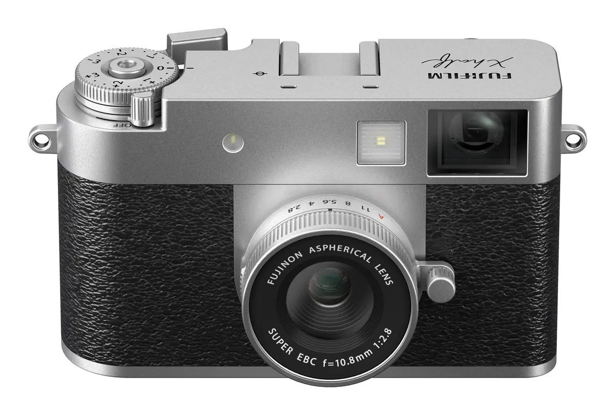 Компактная камера Fujifilm X-HF1 Photo 3