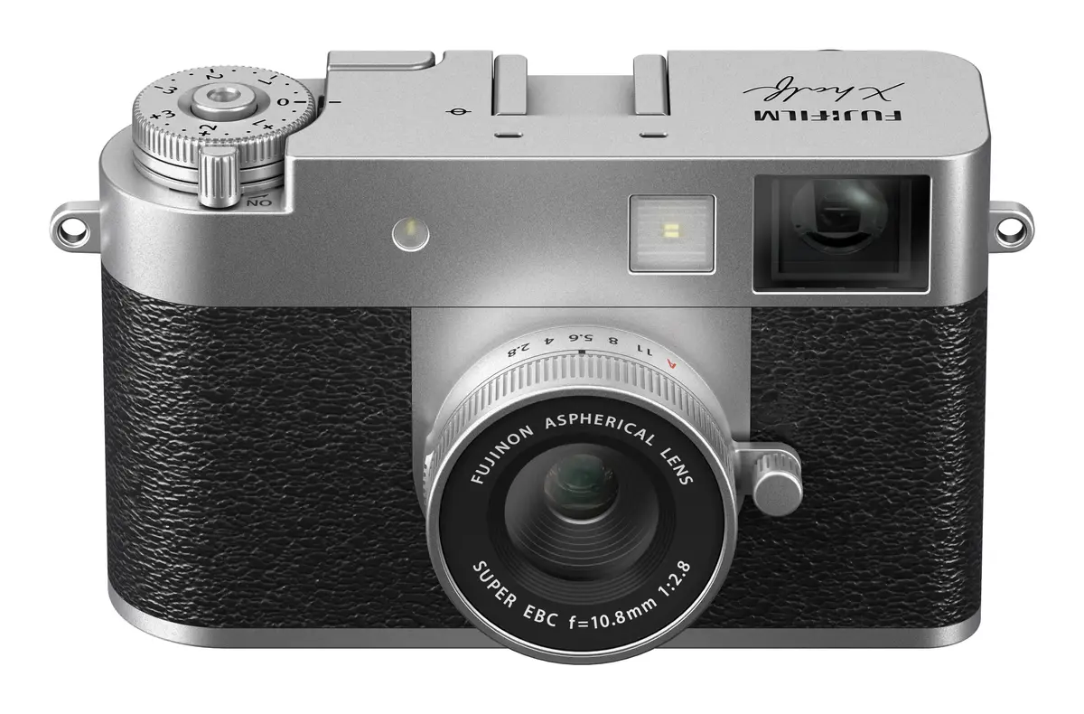 Компактная камера Fujifilm X-HF1 Photo 4