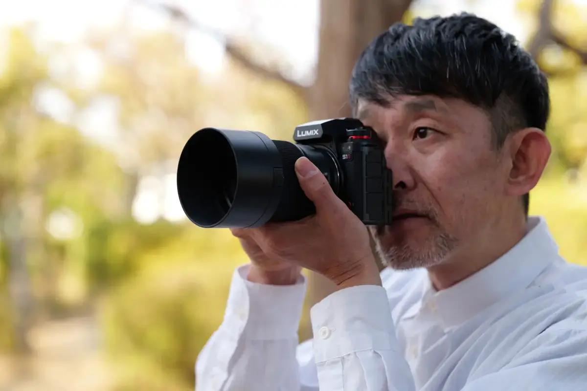 Panasonic Lumix DC-S1 II mirrorless camera 24–105mm Photo 13