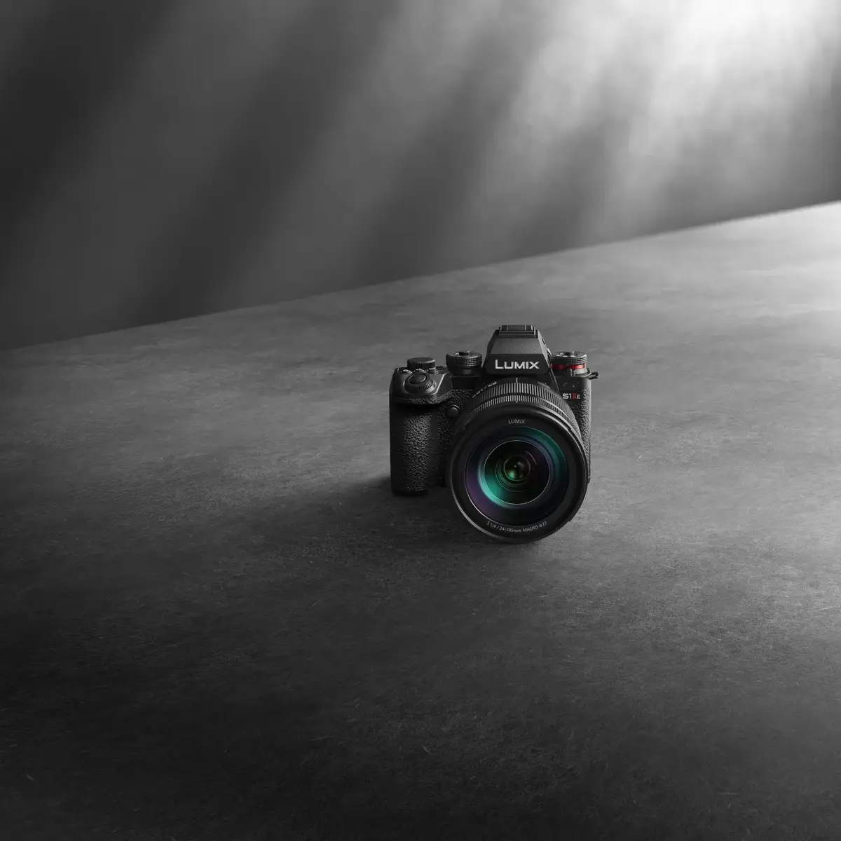 Panasonic Lumix DC-S1 II mirrorless camera 24–105mm kit Photo 10