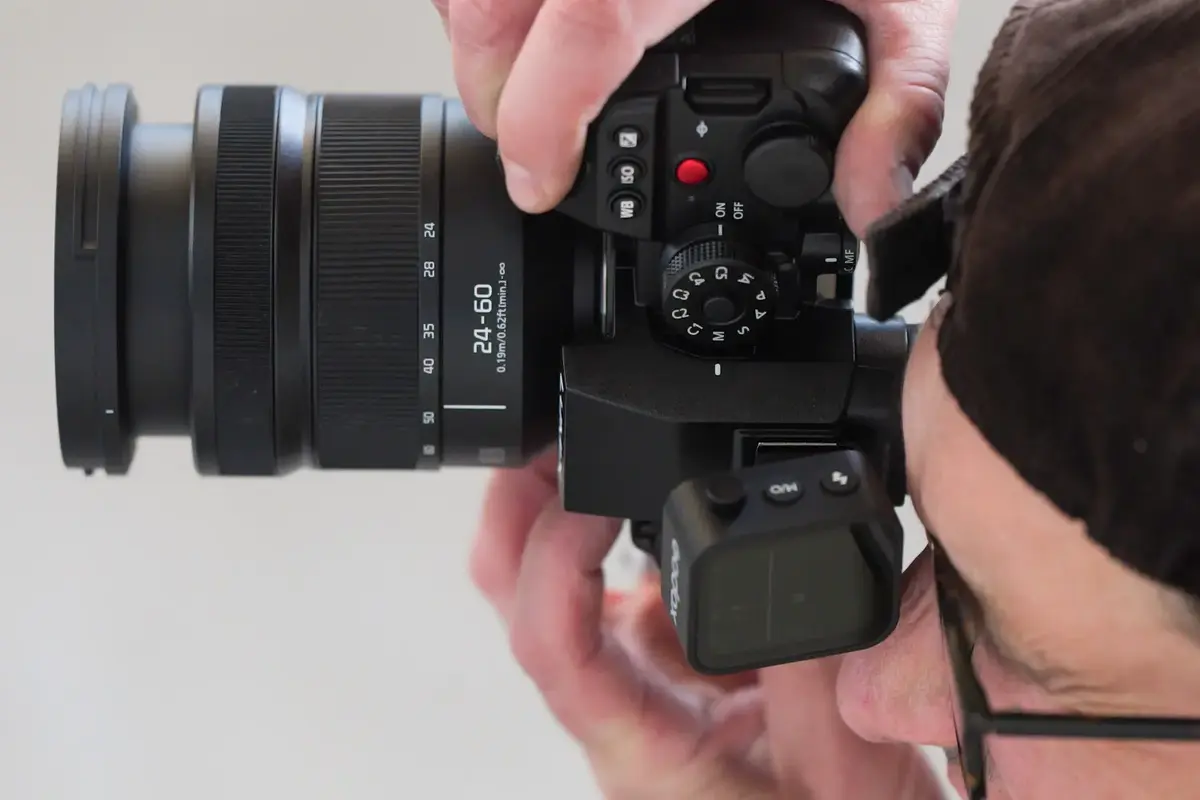 Panasonic Lumix S 24-60mm f/2.8 lens Photo 4