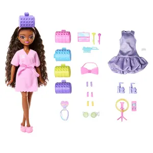 MATTEL Barbie Dream Besties Brooklyn modes lelle ar pārsteiguma aksesuāriem un 15+ tēliem bērniem no 4 gadu vecuma