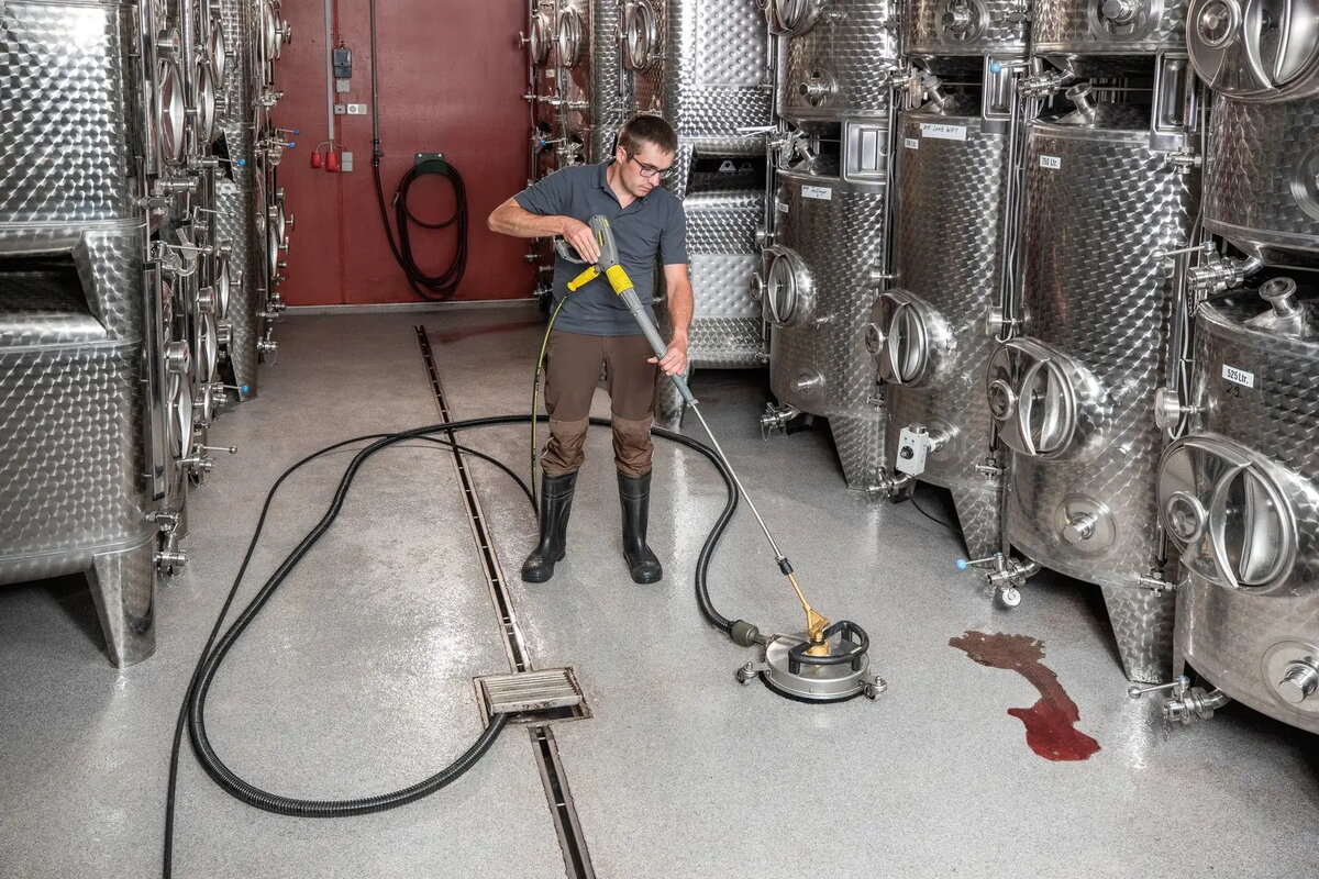 Augstspiediena mazgātājs Karcher FRV 30 Me