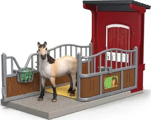 Игровой конюшенный уголок Schleich 42724 с кобылой мустанг