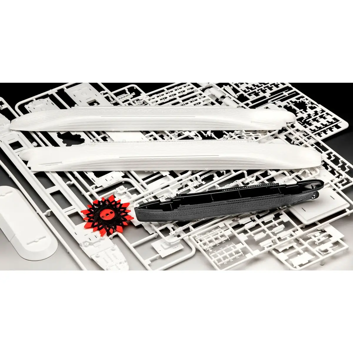 REVELL RMS Titanic модель 1:700 / 1:1200 Photo 5