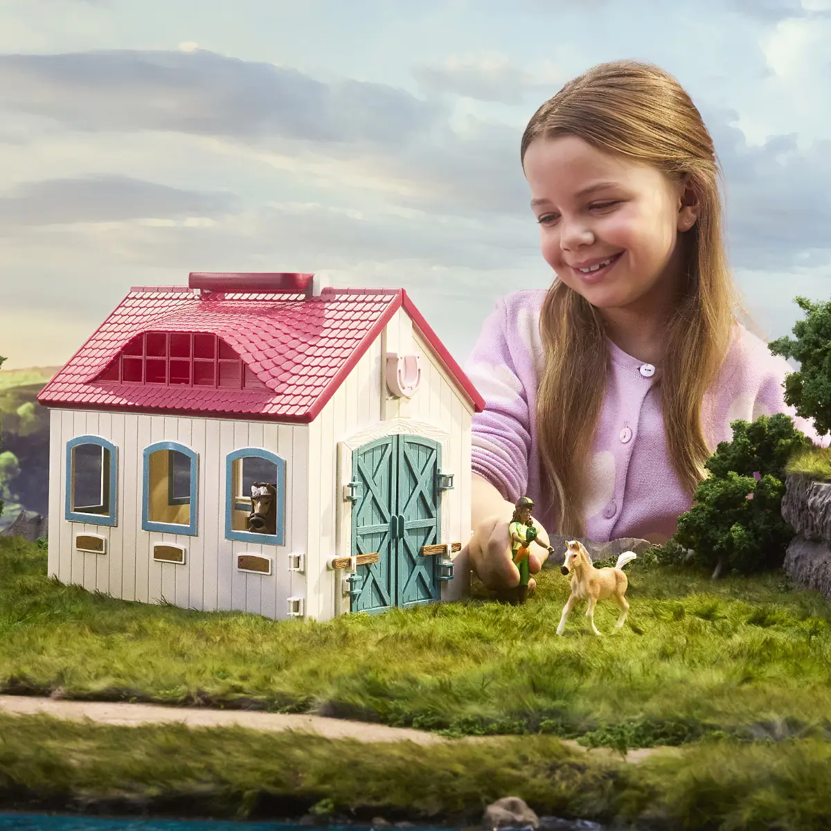 Schleich HORSE CLUB Open Stable Little Horseshoe Photo 2