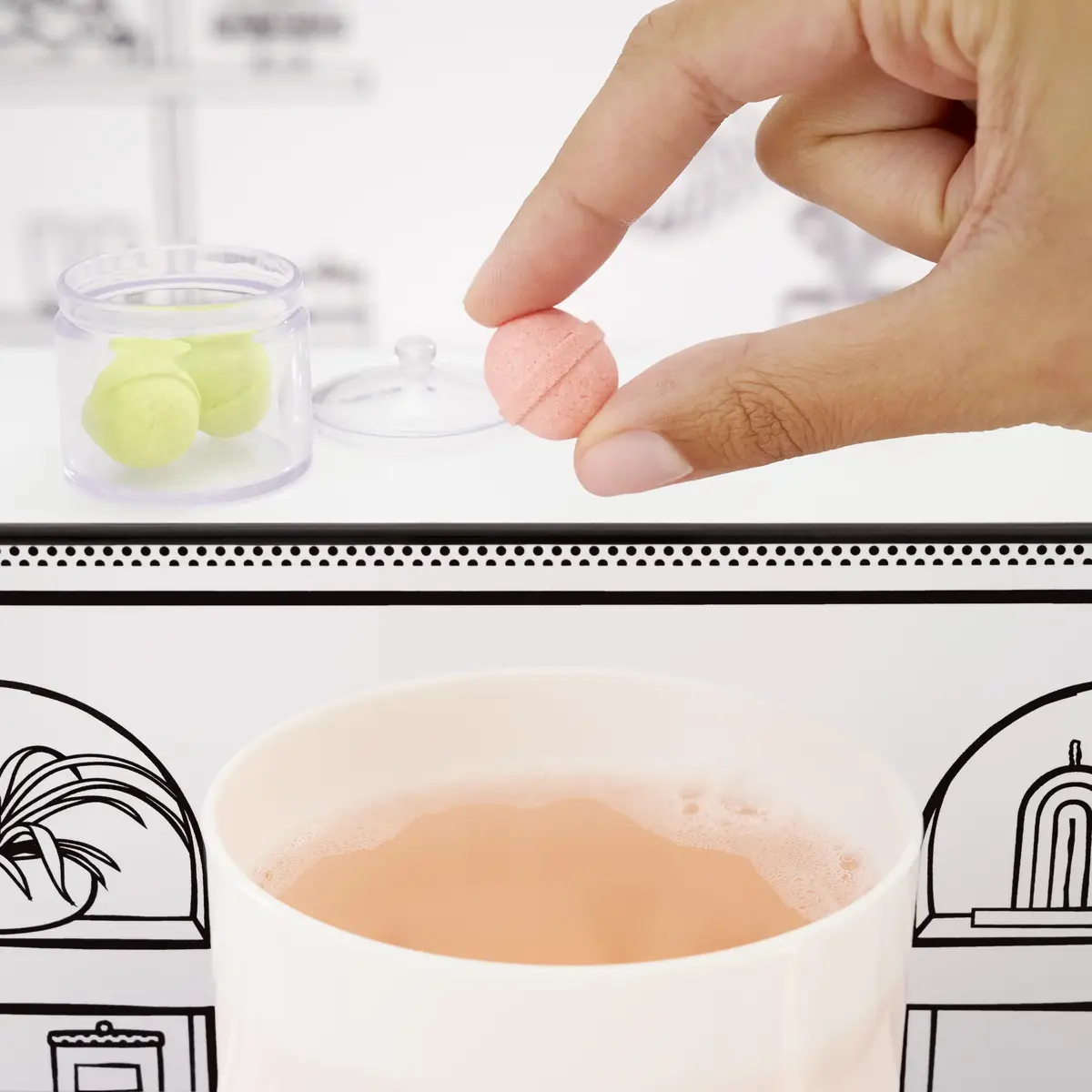 Make It Mini Spa Multipack no MGA Entertainment Photo 5