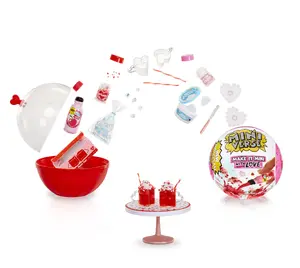 MGA Entertainment Make It Mini Love in PDQ Daudzkrāsaina plastmasas kolecionējama rotaļlieta