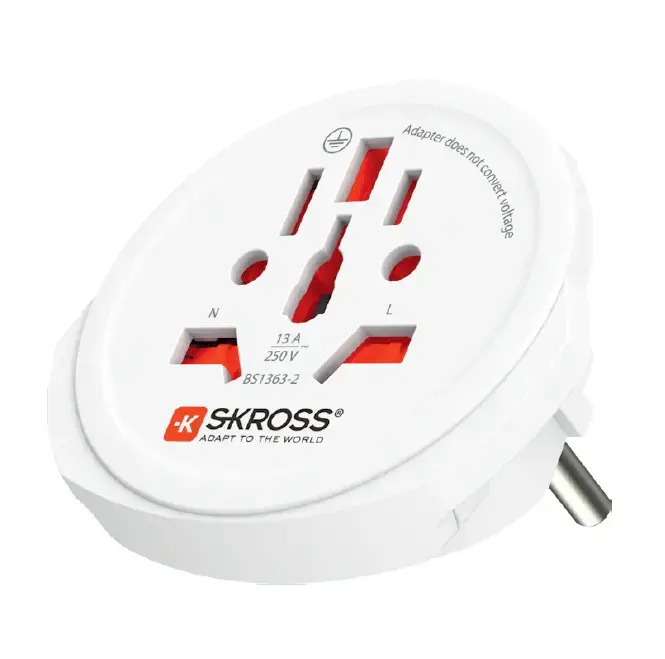 Travel adapter SKROSS Model 1.500211C-E Photo 3