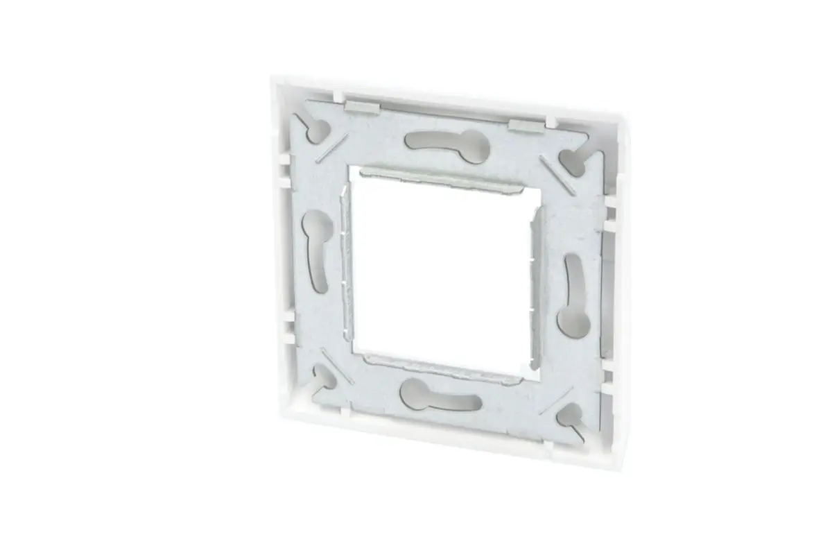 Lanview LKS825 Euro Outlet Metal Frame Photo 2