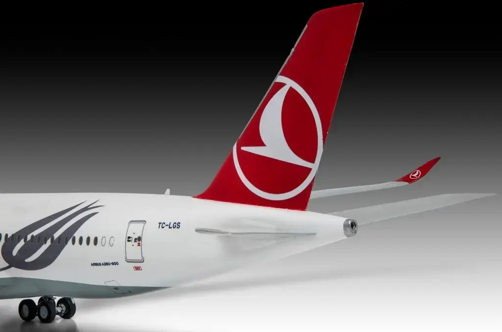 REVELL Airbus A350-900 Turkish Air 1/144 model Photo 6