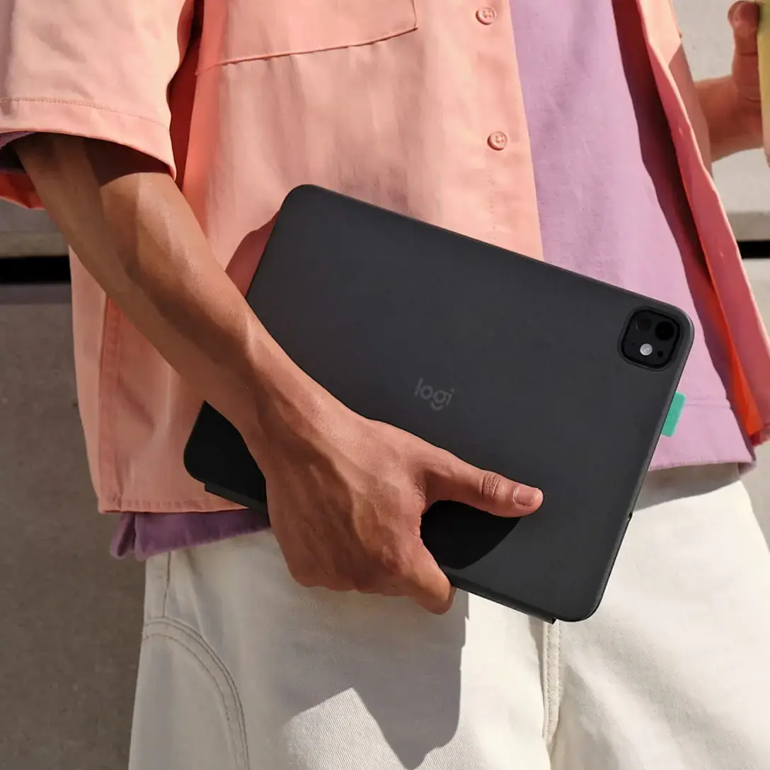 Logitech Flip Folio QWERTZ klaviatūras vāks priekš iPad 11" Photo 2