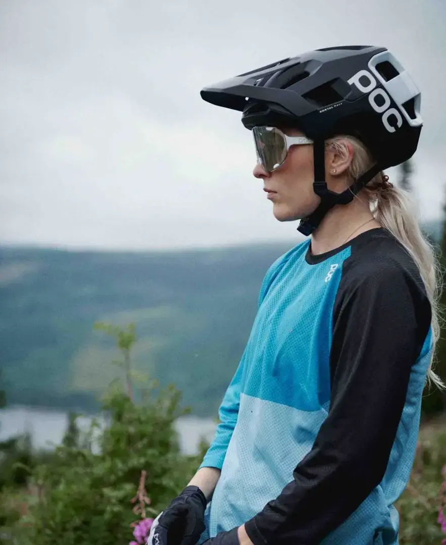 POC Kortal Race MIPS ķivere - melna, izmērs M/L Photo 3