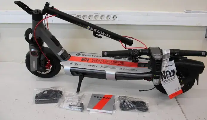 Электросамокат Ninebot by Segway F3 Pro E Photo 2