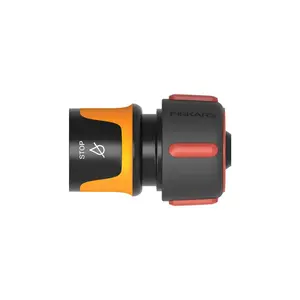 Šļūtenes savienotājs Fiskars STOP 19 mm (3/4") — ātra pieslēgšana ar slēgšanas vārstu