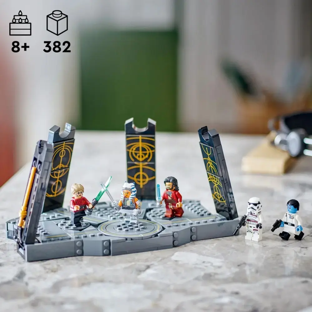 LEGO Star Wars Ahsoka Tano's Duel on Peridea 75385 Photo 3