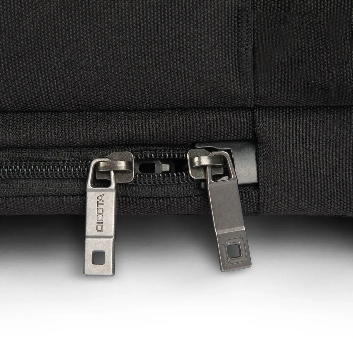 Портфель DICOTA D32172-RPET Photo 9