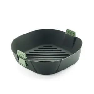 Basket accessory for air fryer Lekue 887123 — universal fit, 250×250×85 mm, green