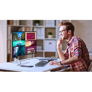 Immersive, eye-friendly viewing