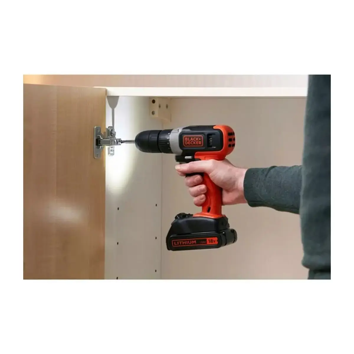 Cordless Drill Driver Black & Decker BCD001C2-QW Photo 3