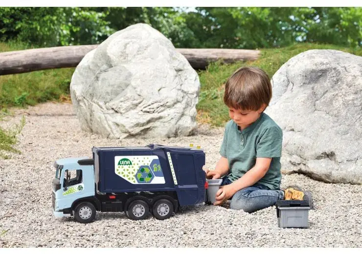 Toy garbage truck Lena Vehicle Worxx Volvo FMX 04624 Photo 3