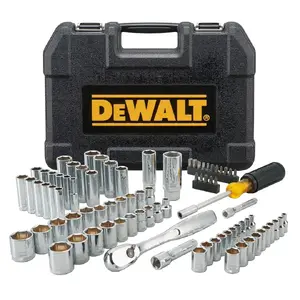 Socket set DeWalt DWMT81531-1 — multi-size sockets in storage rail