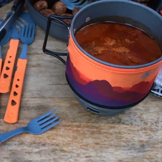 Jetboil MiniMo portable camping stove Photo 3