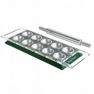 Ravioli maker Marcato Ravioli Tablet Green RT-VER — manual ravioli stamp for filled pasta sheets