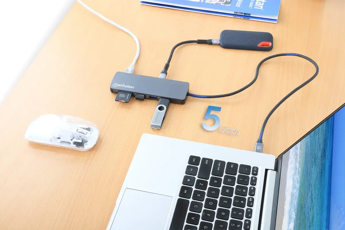 Док-станция Manhattan USB-C с кардридером и 7 портами Photo 3