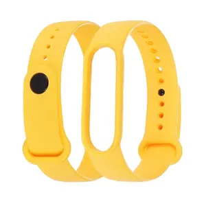 Silikona siksniņa Xiaomi Mi Band 3/4/5/6/7 — oriģināla, dzeltena