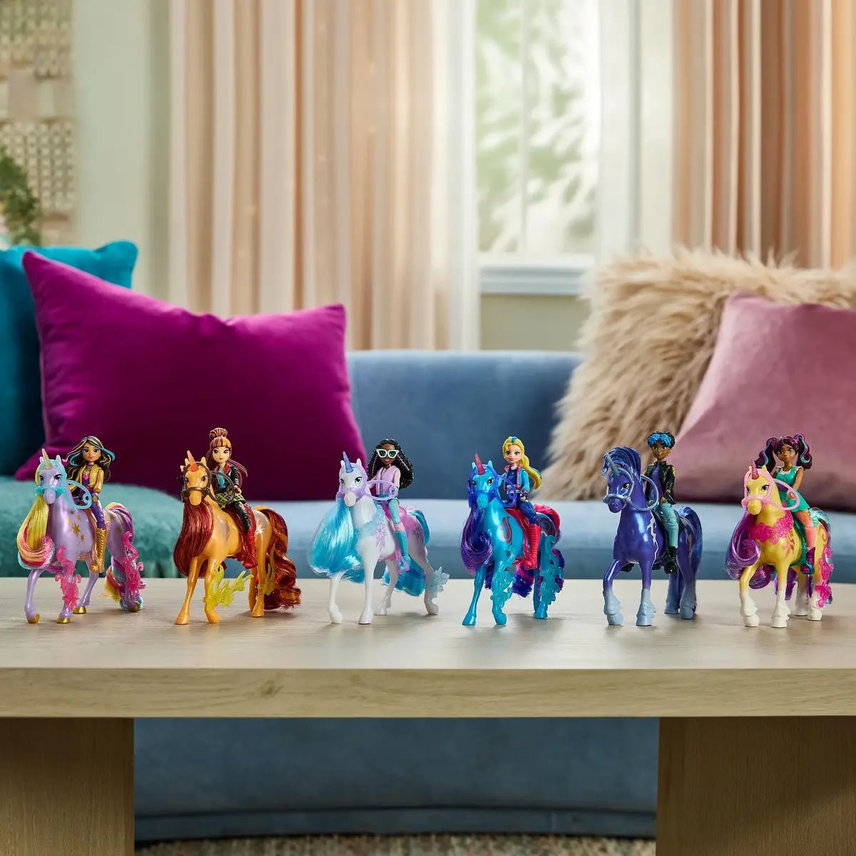 Spin Master Unicorn Academy Ava mini lelle ar gaismas lapu Photo 6