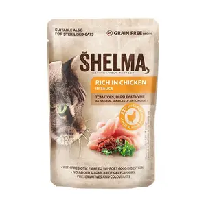 Влажный корм для кошек SHELMA Rich in chicken в соусе 85 г — полноценный для взрослых, 10% белка, 81% влажность