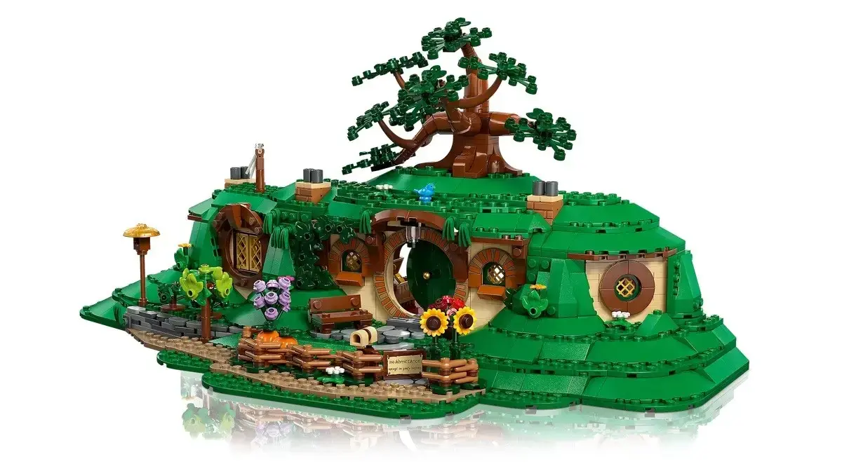 LEGO The Lord of the Rings Shire 10354 set Photo 4