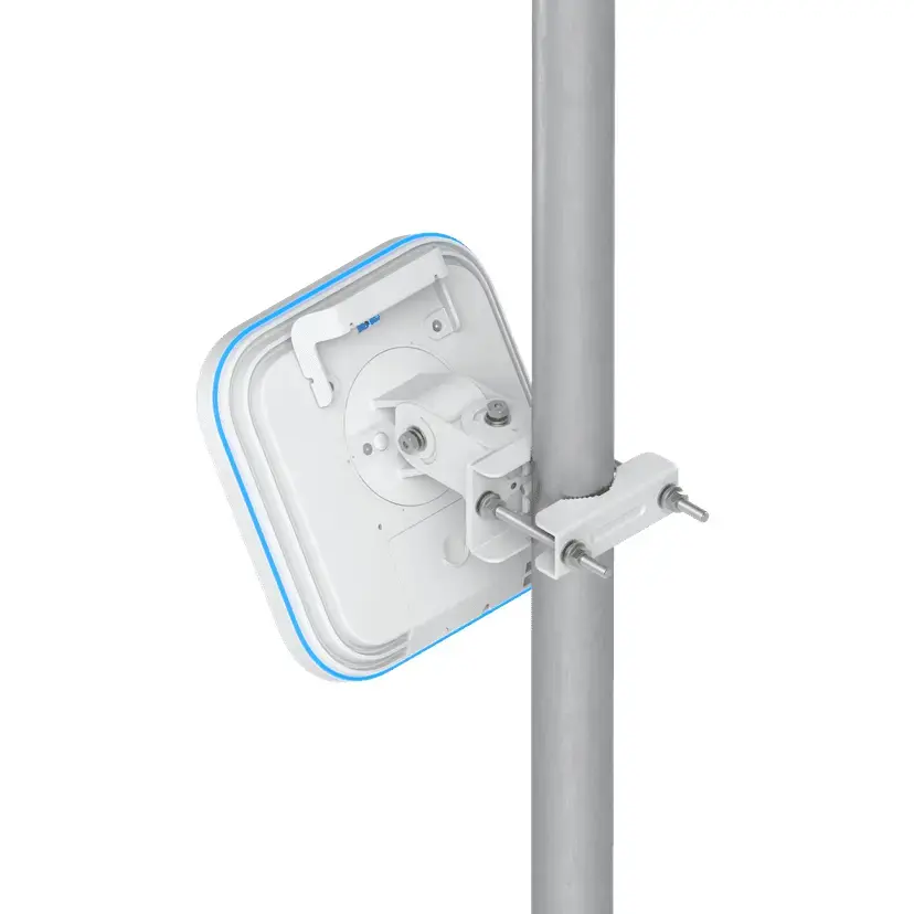 Ubiquiti E7 Campus Photo 17
