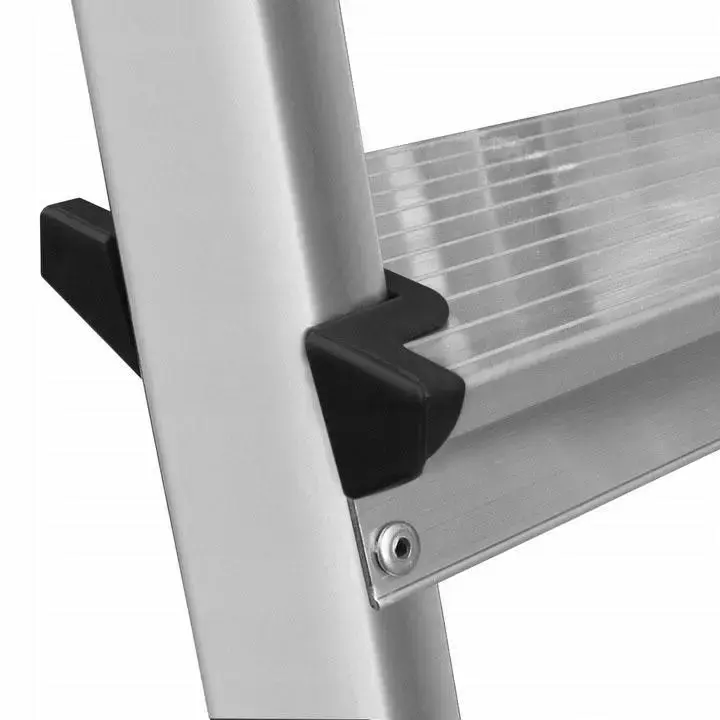 AWTools AW23006 Aluminum Step Ladder Photo 7