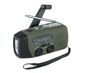 Avārijas radio FOSCO 464600 ar LED lukturi, power bank, FM, IPX3, saules/rokas/USB‑C — zaļi/melnā