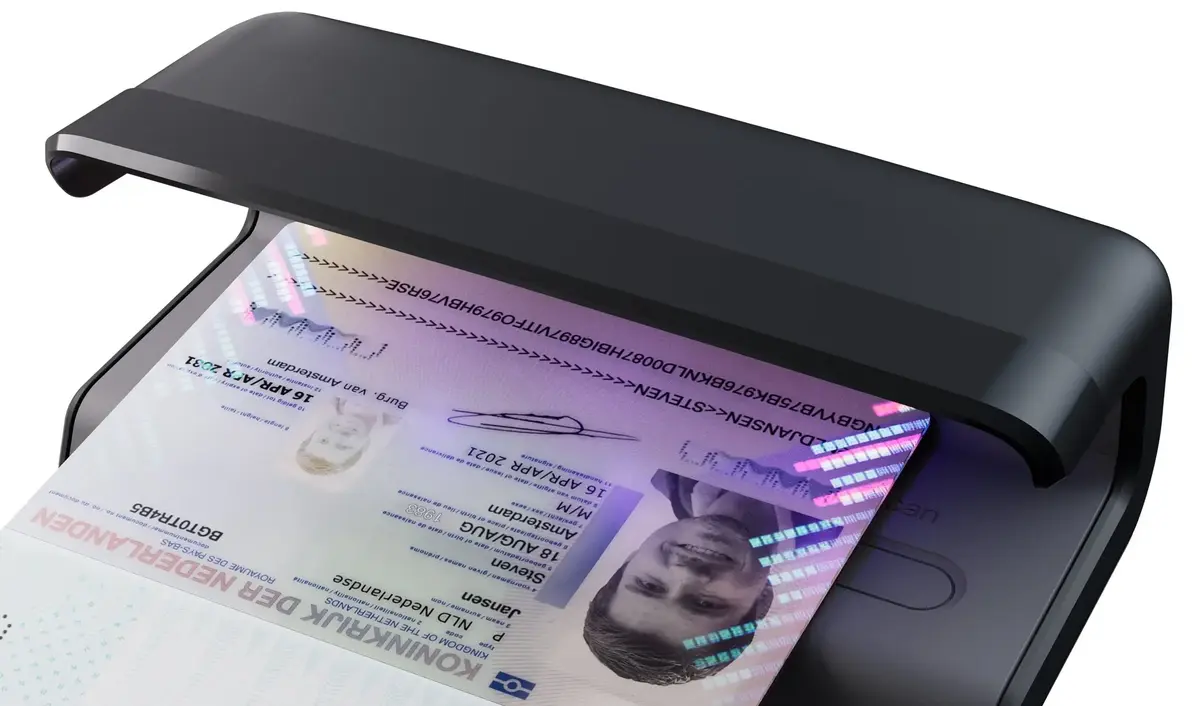 Детектор поддельных банкнот Safescan 131-0722 Photo 3