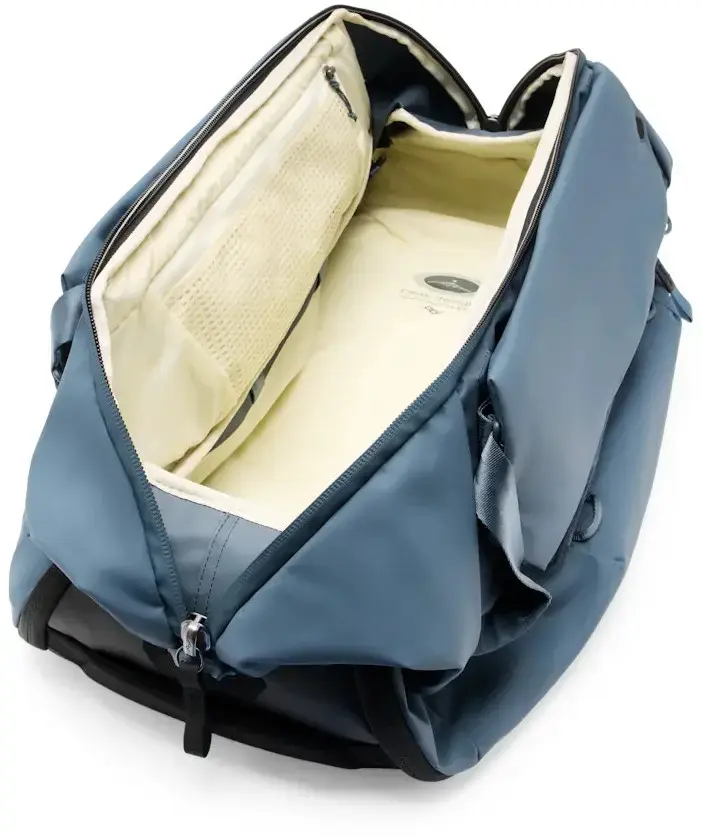 Peak Design Travel 65L Ocean duffel pack Photo 4