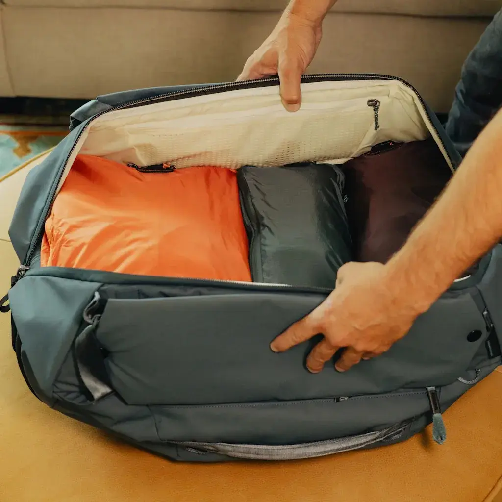 Peak Design Travel 65L Ocean duffel pack Photo 5