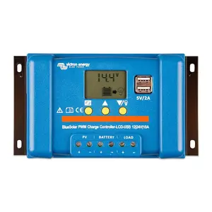 Контроллер заряда BlueSolar PWM-LCD&USB 12/24В 10А от Victron Energy