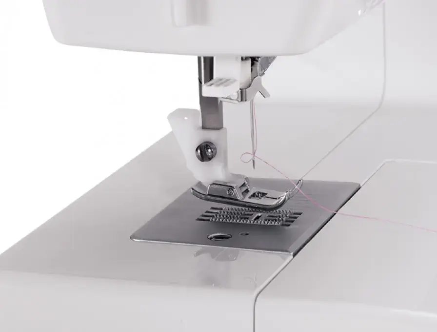 SINGER 3223 Simple electromechanical sewing machine Photo 3