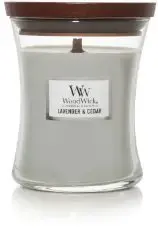 WoodWick svece Lavender & Cedar Medium Hourglass B-03-208-00 — aromātiskā svece stundasglāzes formā, vidēja izmēra