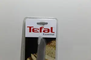 Bread knife Tefal K2210455 — 20 cm stainless steel blade, ergonomic handle